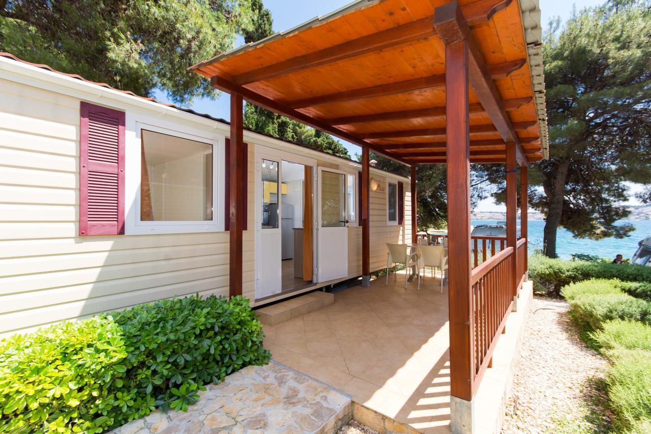 Kamp Rozac Hotell Trogir Exteriör bild